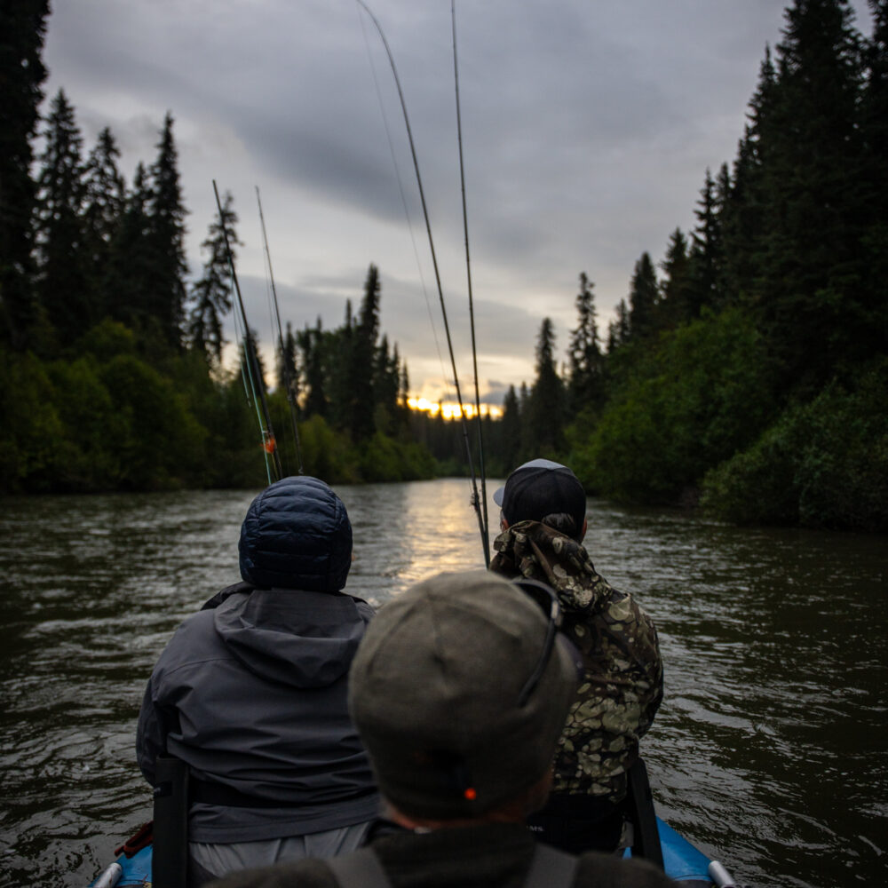 Rafting luxury camping bear claw lodge northern bc
